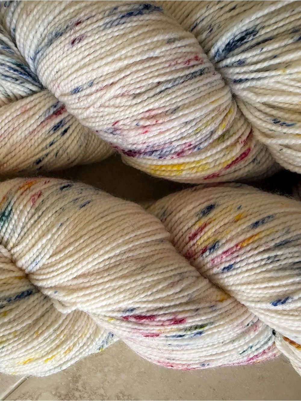 KnitPicks Hawthorne Fingering Confetti Speckle Yarn - Cream